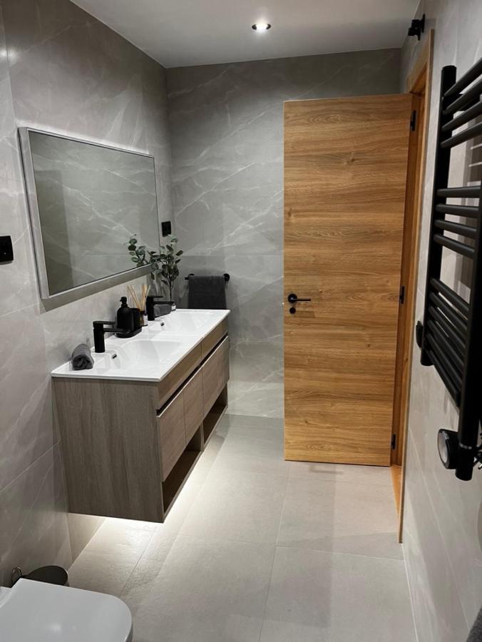 Exyca Embajadores Appartement Madrid Buitenkant foto